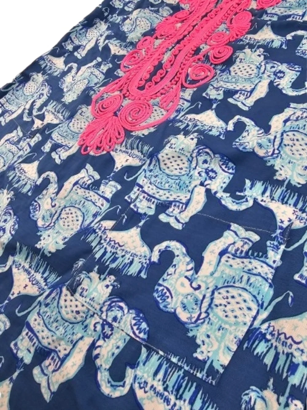 LILLY PULITZER Joy Ride Elephant Carlotta Stretch Shift Embroidered Dress 10 - Picture 4 of 16